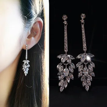 Kore Küpe Uzun Yaprak Bling Zirkon Taş Gümüş Renk Saplama Küpe Kadınlar İçin moda takı Kore Küpe