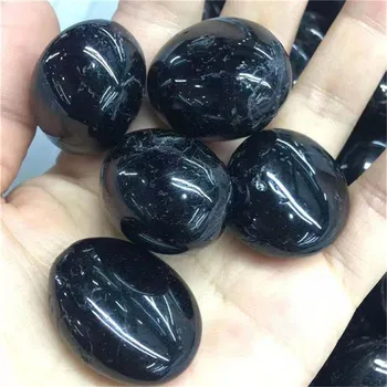 Yüksek Kaliteli Premium 20-30mm Kristaller şifa taşları Doğal Siyah Turmalin Eskitme Taşlar Ev Dekorasyon İçin