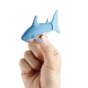 OCDAY Mini RC Denizaltı 4 CH Uzaktan Küçük Köpekbalıkları ile USB Uzaktan Kumanda Oyuncak Yeni Balık Tekne En İyi noel hediyesi için çocuk çocuk