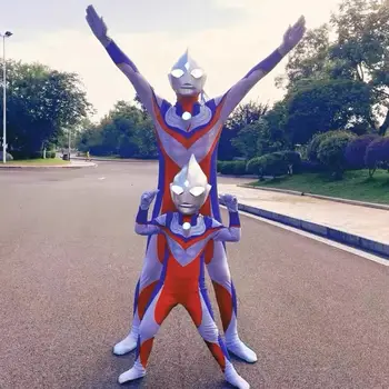 Ultraman Headdress Tiga Kask Kostüm led ışık Maske Cosplay Çocuk Boys Oyuncaklar Yetişkin çocuklar için doğum günü hediyesi Cadılar Bayramı İçin Adam