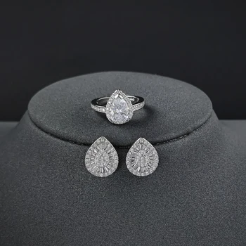2 adet Paketi Gümüş Renk Gelin Yastık Kesim Zirkon takı seti Nişan Yüzüğü düğme küpe Kadınlar Hediye için J5967
